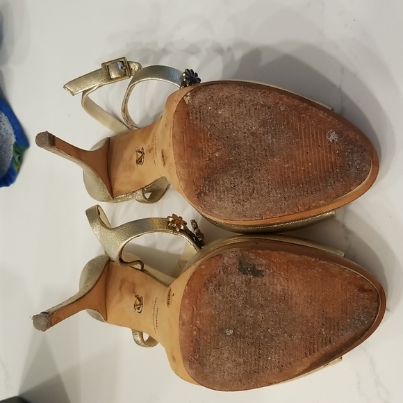 Vince camuto sandals - Picture 6 of 6